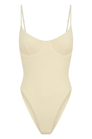 ONE PIECES